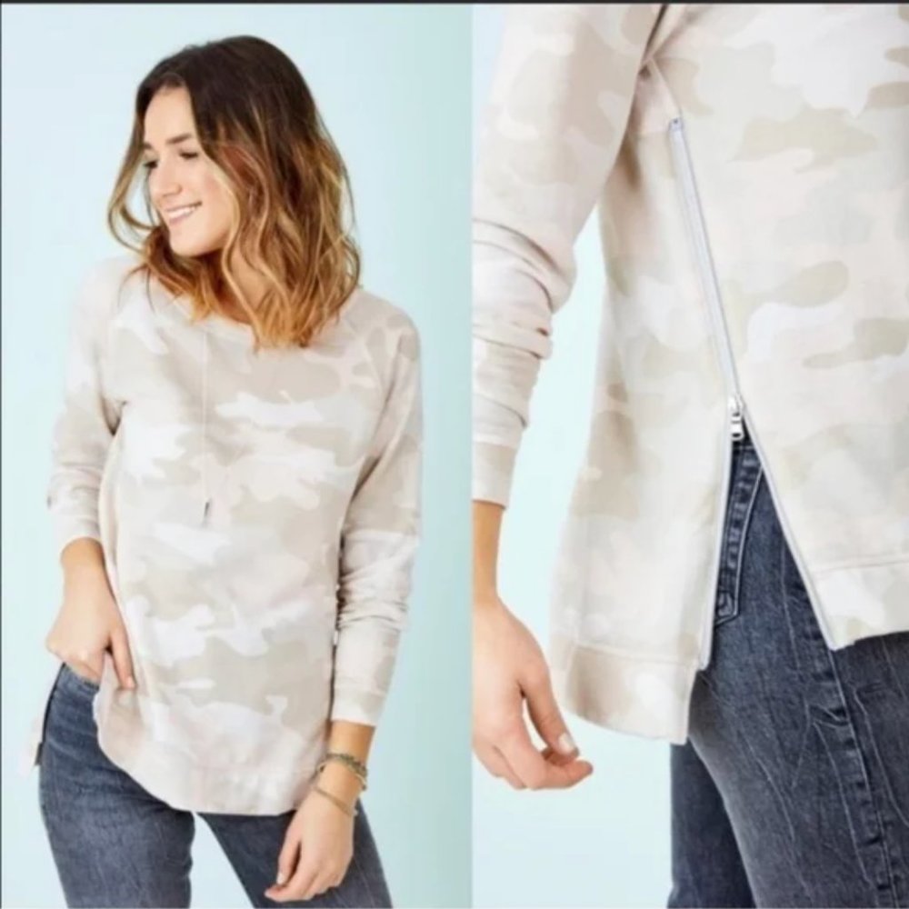 Stella & Dot Pink Camo Zipper Pullover